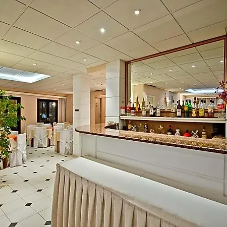 Hotel Coronis