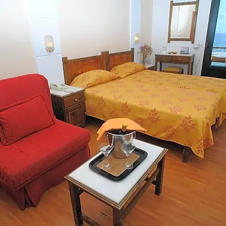 Hotel Coronis Naxos City